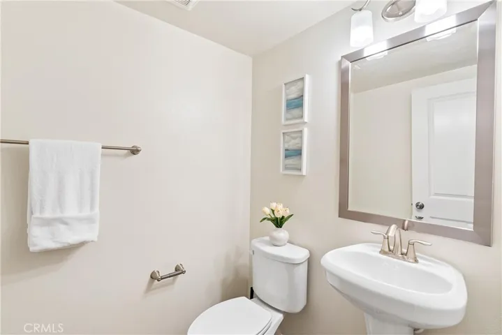 935 E Drapery Lane, Anaheim, California 92802