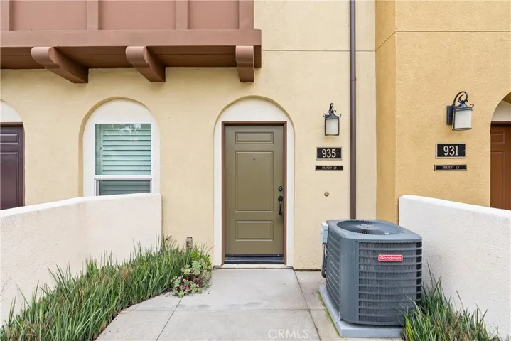 935 E Drapery Lane, Anaheim, California 92802