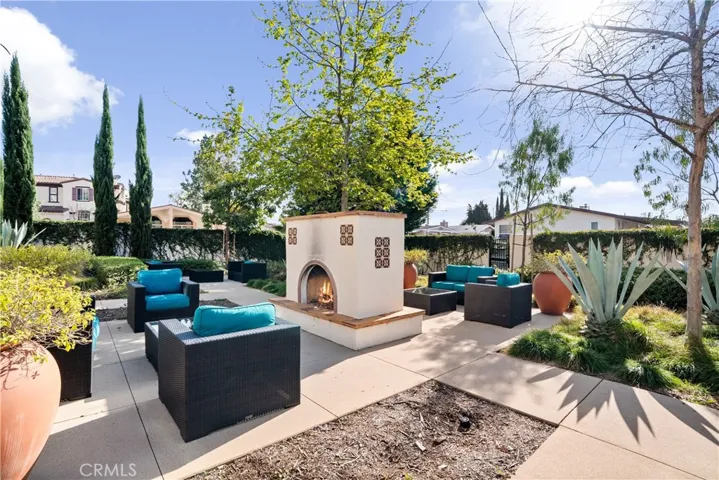 935 E Drapery Lane, Anaheim, California 92802