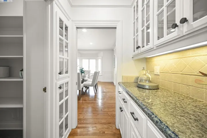 5375 Blackhawk Dr, Danville, California 94506