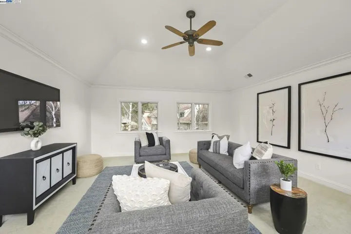 5375 Blackhawk Dr, Danville, California 94506