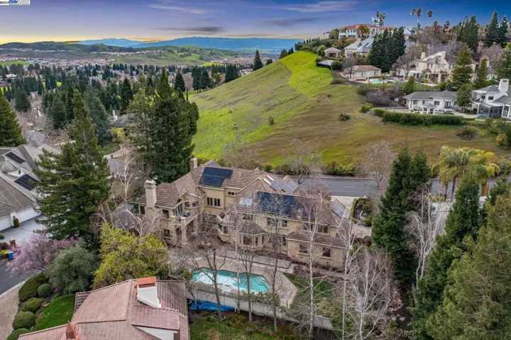 5375 Blackhawk Dr, Danville, California 94506