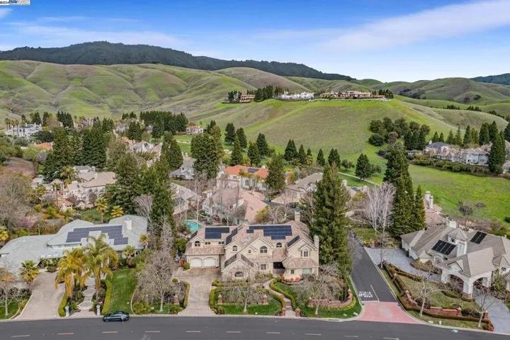 5375 Blackhawk Dr, Danville, California 94506