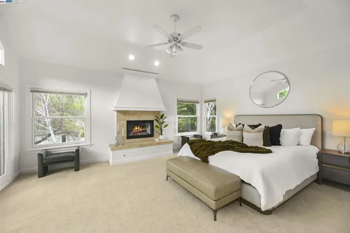 5375 Blackhawk Dr, Danville, California 94506
