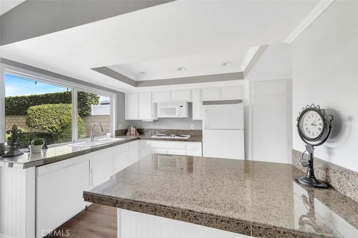 14591 Alder Lane, Tustin, California 92780