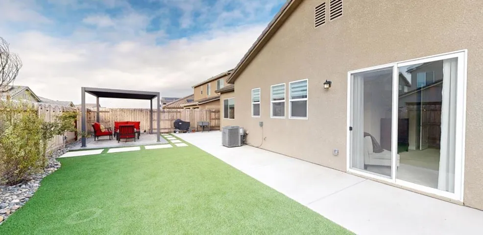 1336 Wildrose Drive, Hollister, California 95023