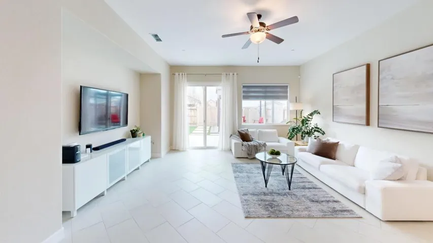 1336 Wildrose Drive, Hollister, California 95023