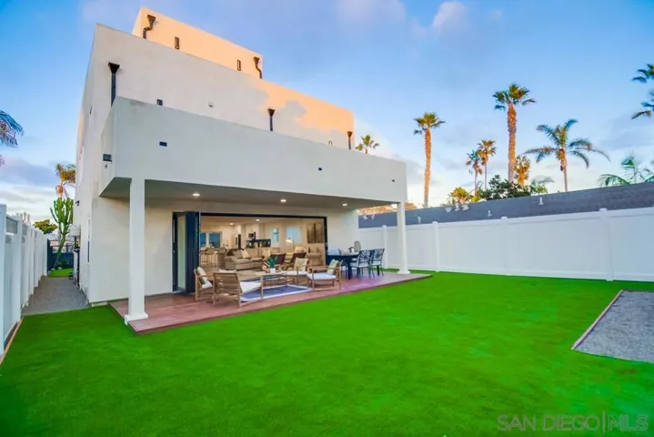 4807 11 Pescadero Ave, San Diego, California 92107