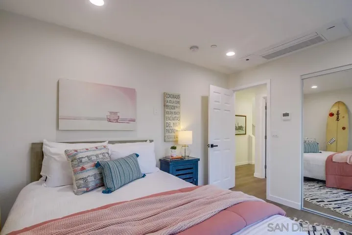 4807 11 Pescadero Ave, San Diego, California 92107