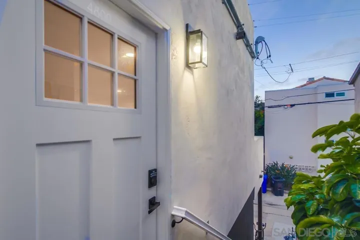 4807 11 Pescadero Ave, San Diego, California 92107