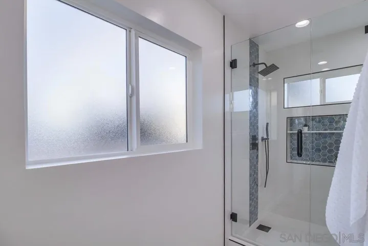 4807 11 Pescadero Ave, San Diego, California 92107