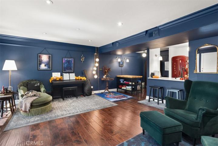 355 N Maple Street Unit 128, Burbank, California 91505