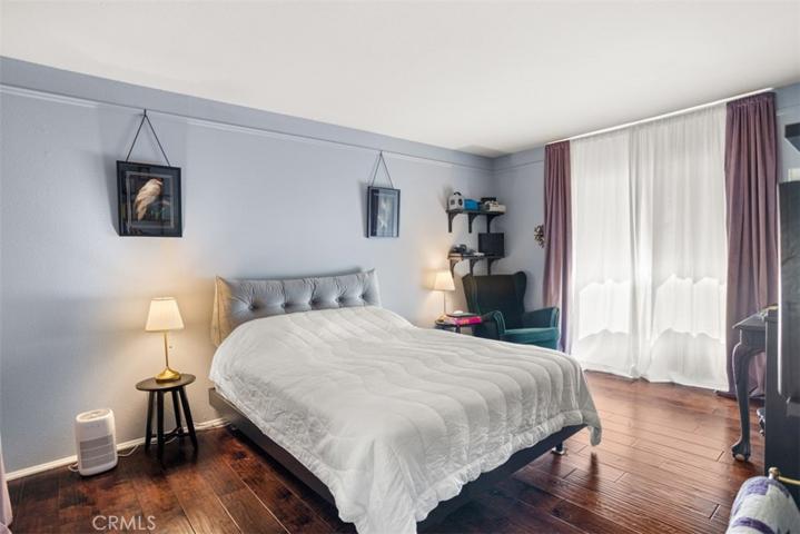 355 N Maple Street Unit 128, Burbank, California 91505