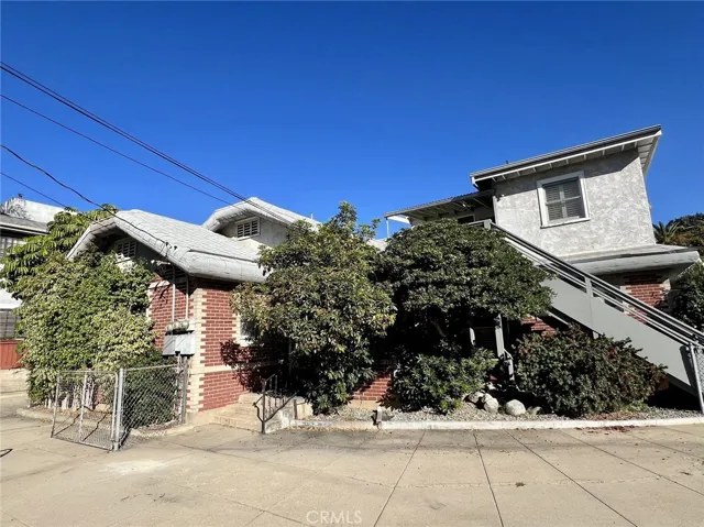513 N Palm Avenue, Alhambra, California 91801