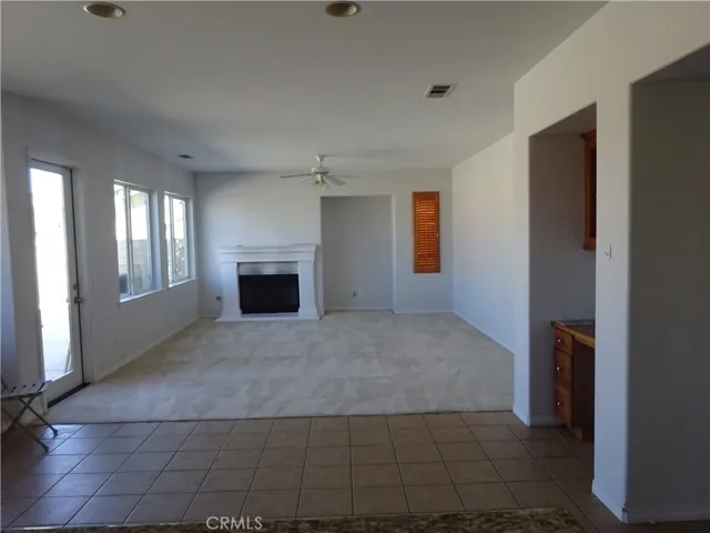 6531 W Avenue L7, Lancaster, California 93536