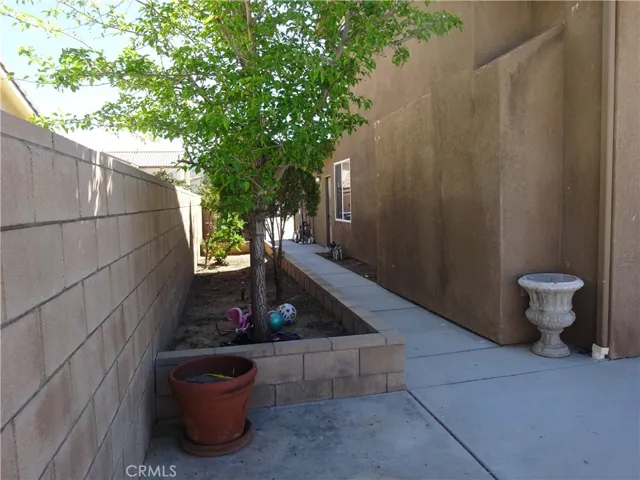 6531 W Avenue L7, Lancaster, California 93536