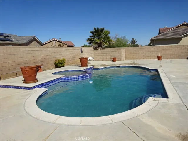 6531 W Avenue L7, Lancaster, California 93536