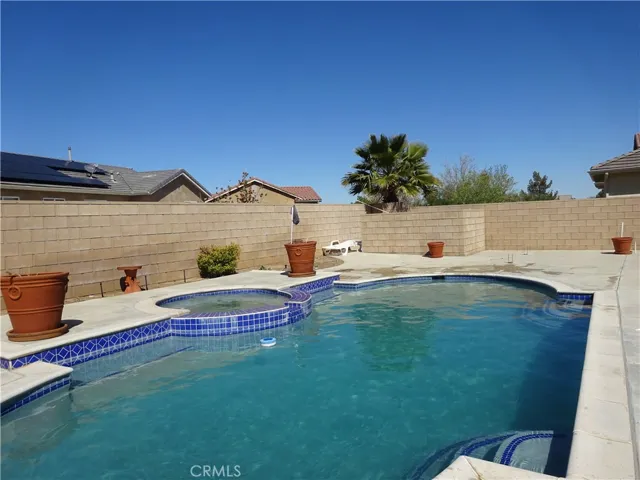 6531 W Avenue L7, Lancaster, California 93536