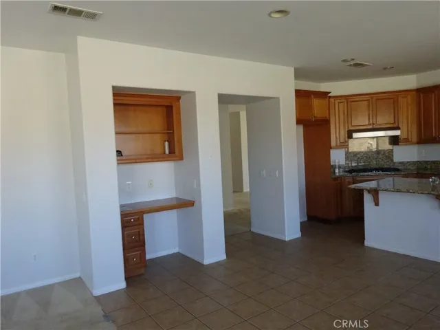 6531 W Avenue L7, Lancaster, California 93536