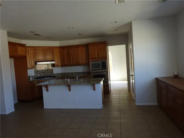 6531 W Avenue L7, Lancaster, California 93536