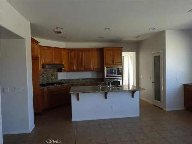 6531 W Avenue L7, Lancaster, California 93536