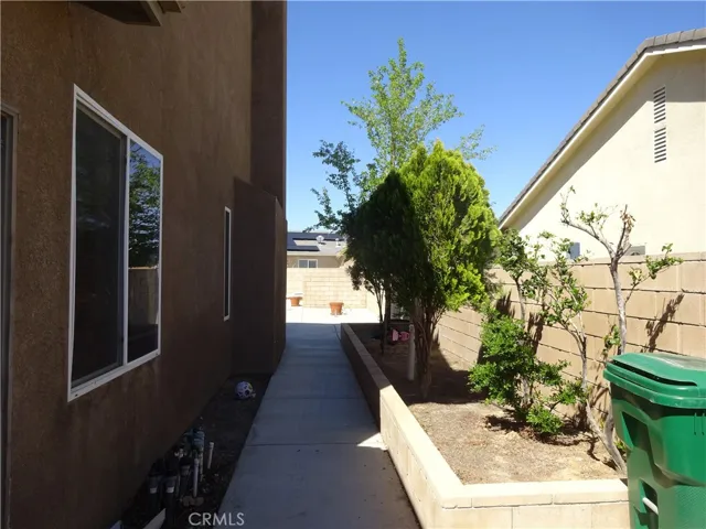 6531 W Avenue L7, Lancaster, California 93536