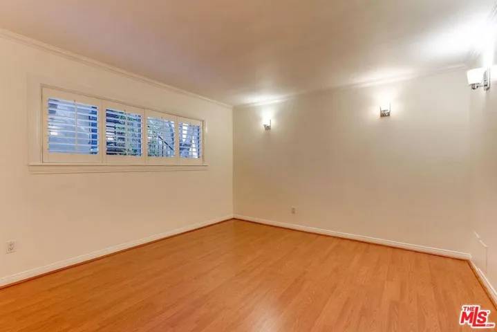 960 Larrabee Street 103, West Hollywood, California 90069