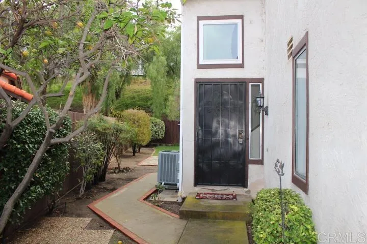 2159 Warwood Court, El Cajon, California 92019