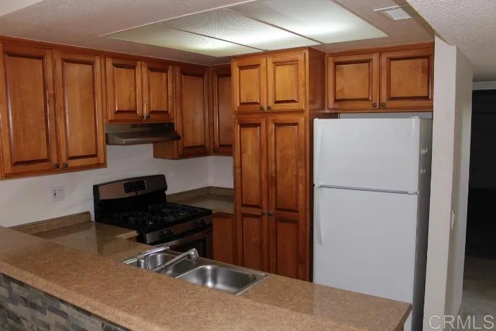 2159 Warwood Court, El Cajon, California 92019