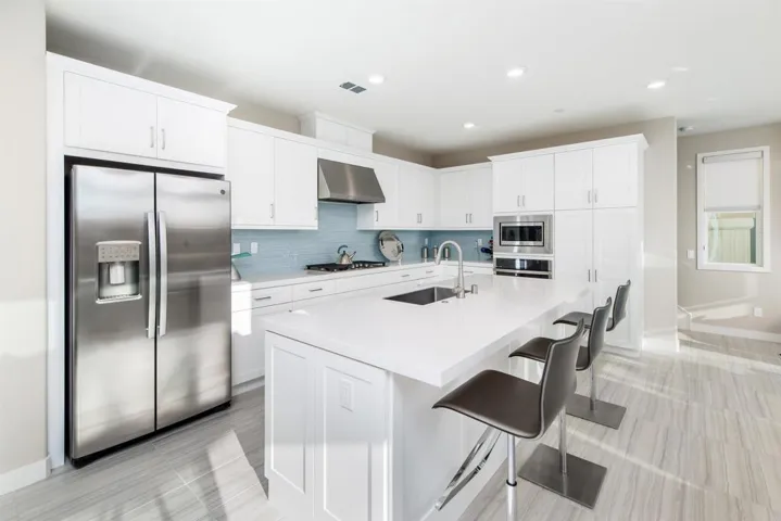 6604 Spartina Court, Carlsbad, California 92011