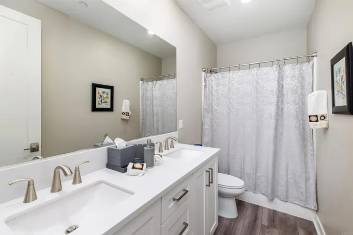 6604 Spartina Court, Carlsbad, California 92011