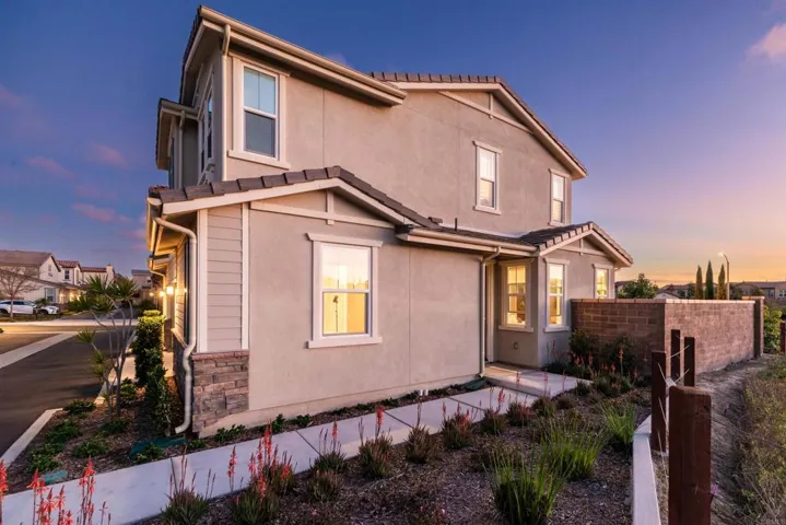 6604 Spartina Court, Carlsbad, California 92011