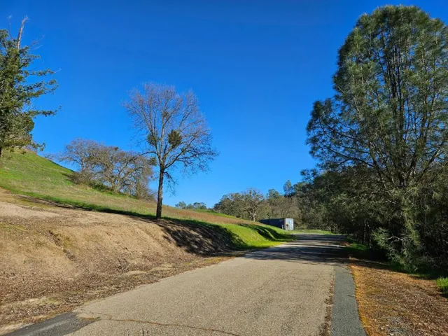 5091 Driver Court, Valley Springs, California 95252