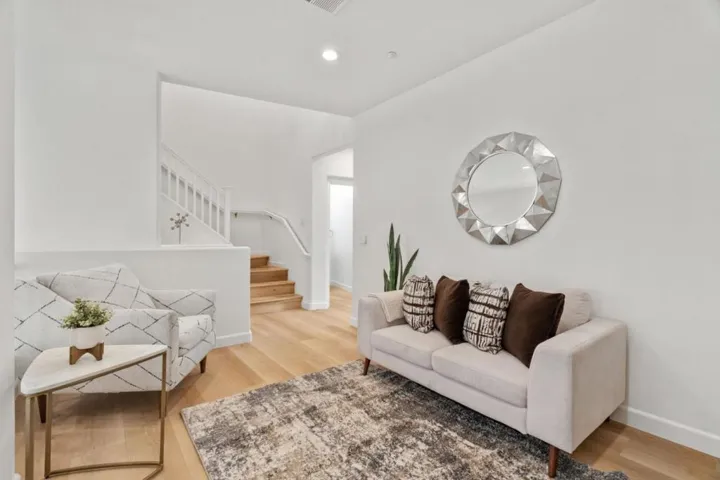 4346 Headen Way, Santa Clara, California 95054