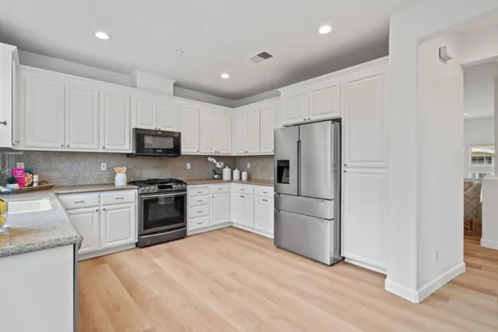 4346 Headen Way, Santa Clara, California 95054