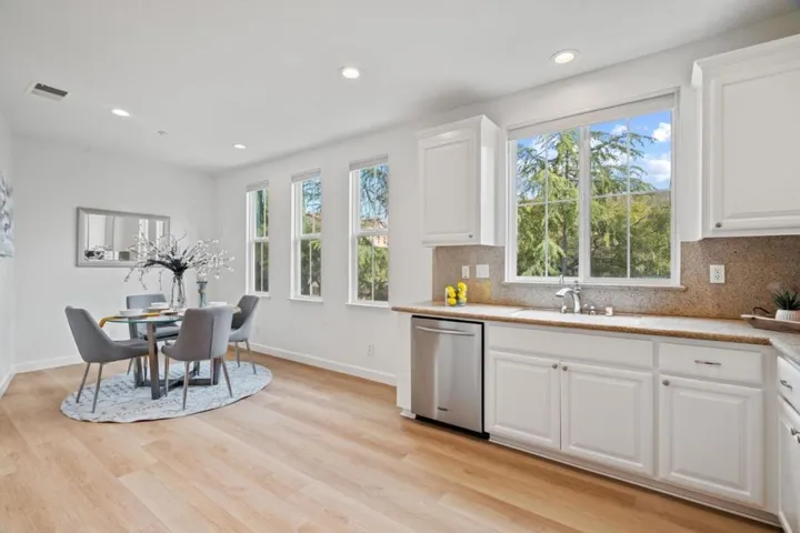 4346 Headen Way, Santa Clara, California 95054
