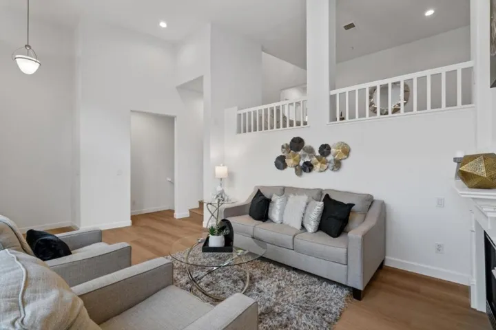 4346 Headen Way, Santa Clara, California 95054