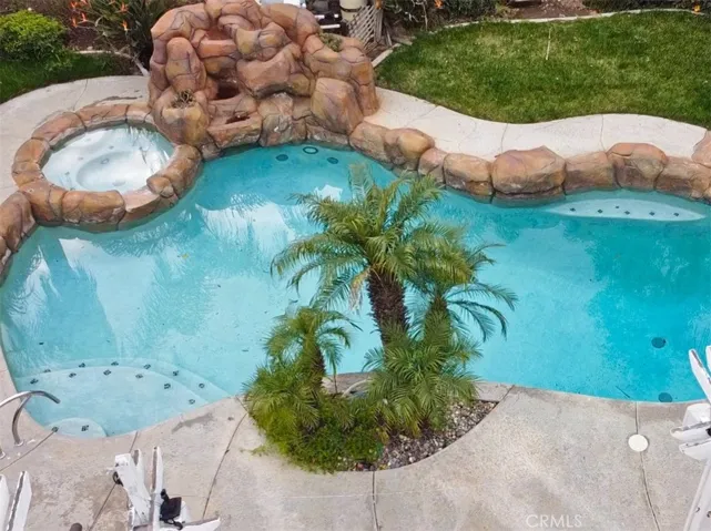 30 Villa Valtelena, Lake Elsinore, California 92532