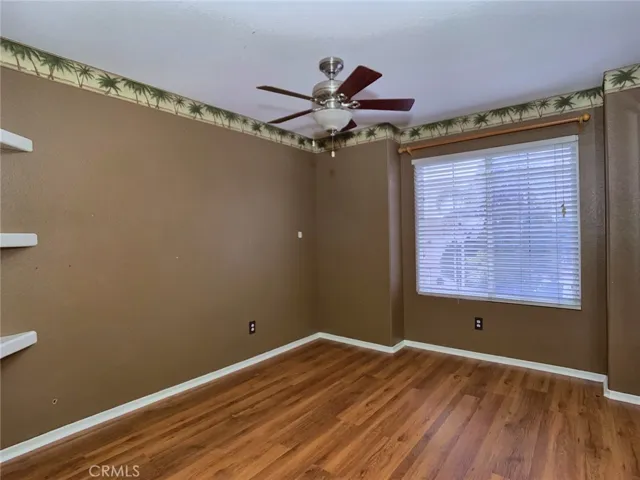 2nd bedroom upstairs