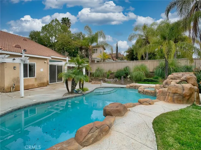 30 Villa Valtelena, Lake Elsinore, California 92532