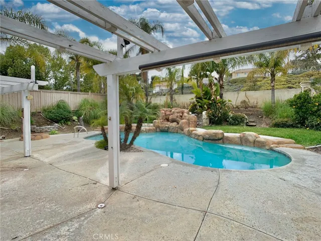 30 Villa Valtelena, Lake Elsinore, California 92532