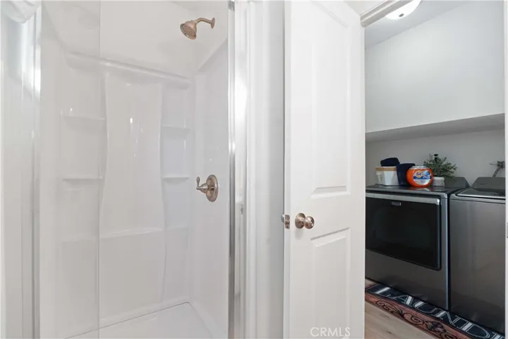 Bathroom downstairs