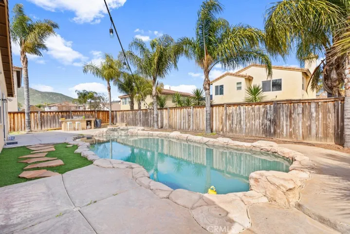 2855 Newcastle Way, San Jacinto, California 92582