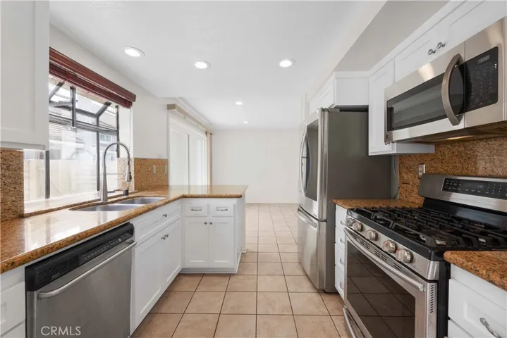 25 Echo Run 21, Irvine, California 92614