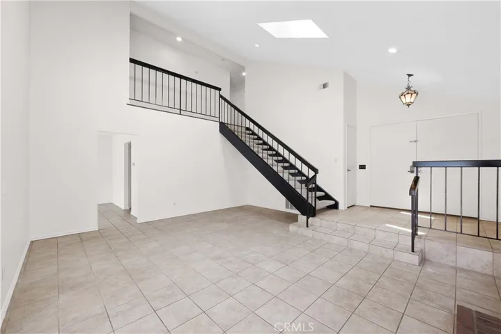 25 Echo Run 21, Irvine, California 92614