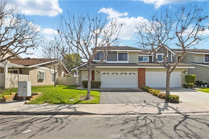 25 Echo Run 21, Irvine, California 92614