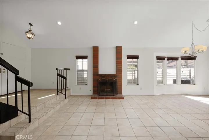 25 Echo Run 21, Irvine, California 92614