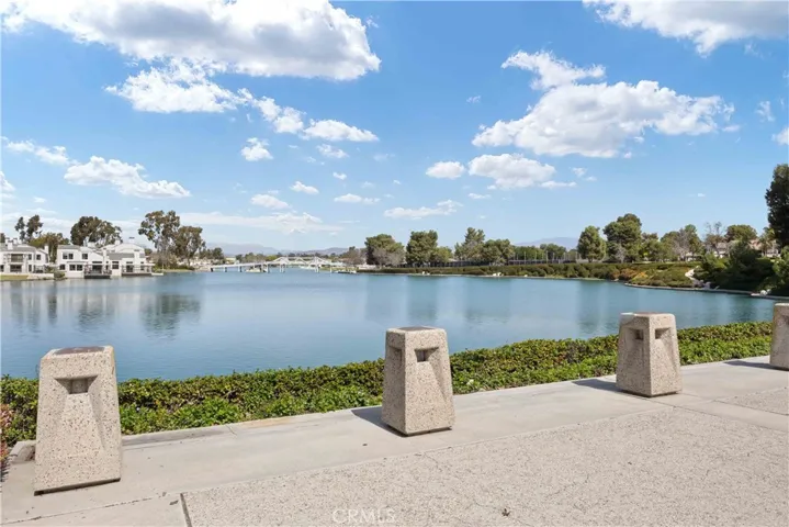 25 Echo Run 21, Irvine, California 92614