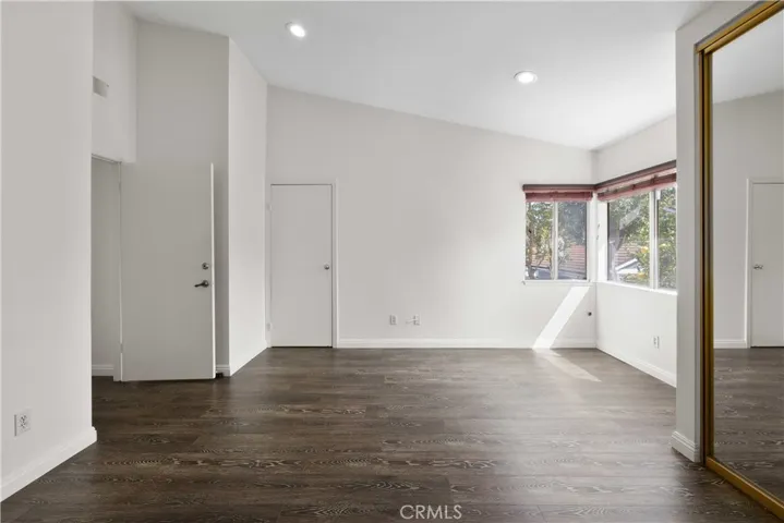 25 Echo Run 21, Irvine, California 92614