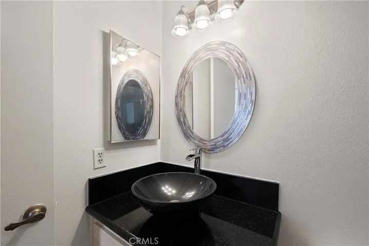 25 Echo Run 21, Irvine, California 92614
